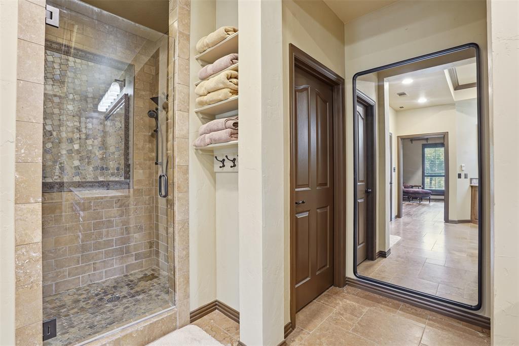 9310 Bellechase Rd, Granbury, TX, 76049, USA, 5 Bedrooms Bedrooms, ,5 BathroomsBathrooms,Residential,Active,9310 Bellechase Rd,21284712