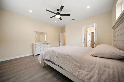 Tiny photo for 2524 Peabody Avenue, Dallas, TX 75215 (MLS # 21197879)