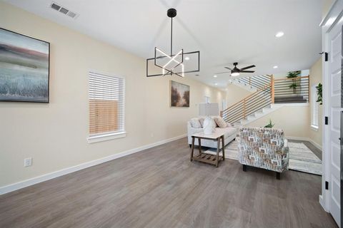 Tiny photo for 2524 Peabody Avenue, Dallas, TX 75215 (MLS # 21197879)
