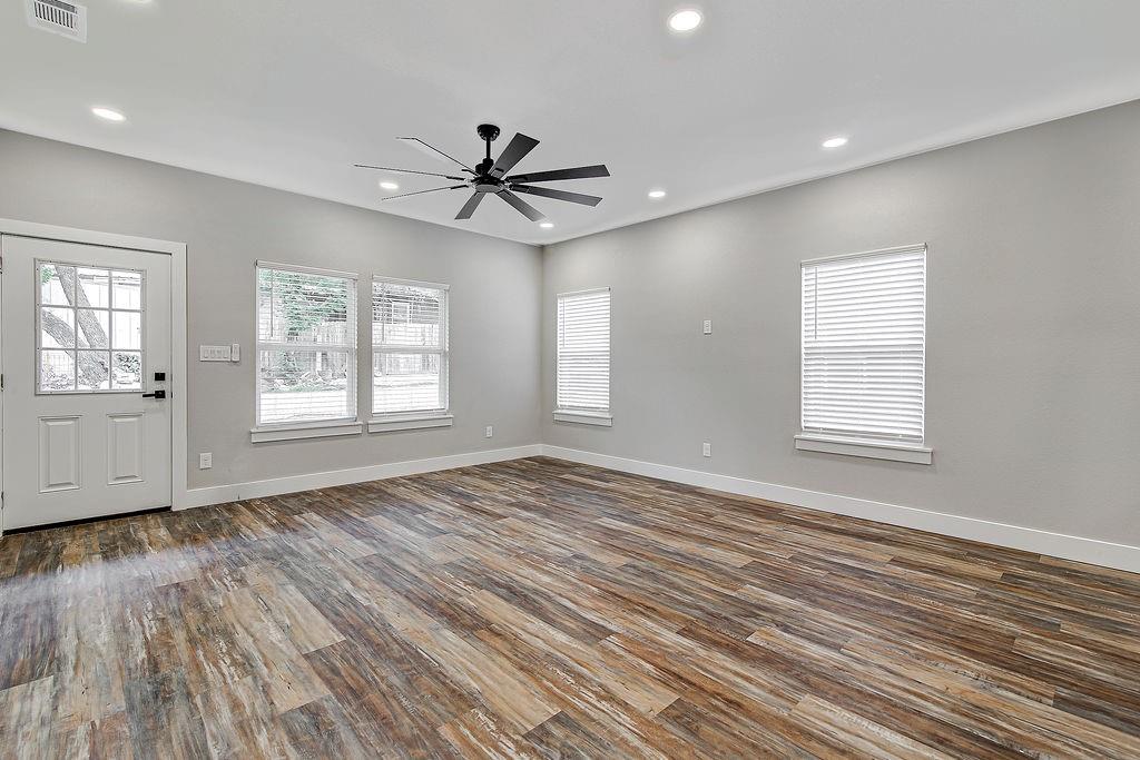 Blue Water Oaks - Residential