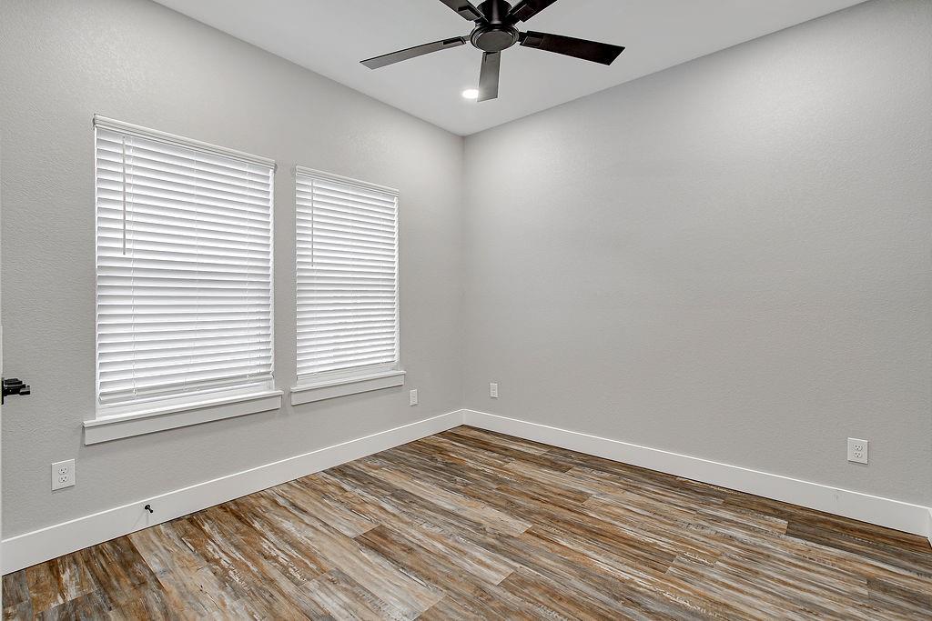 Blue Water Oaks - Residential