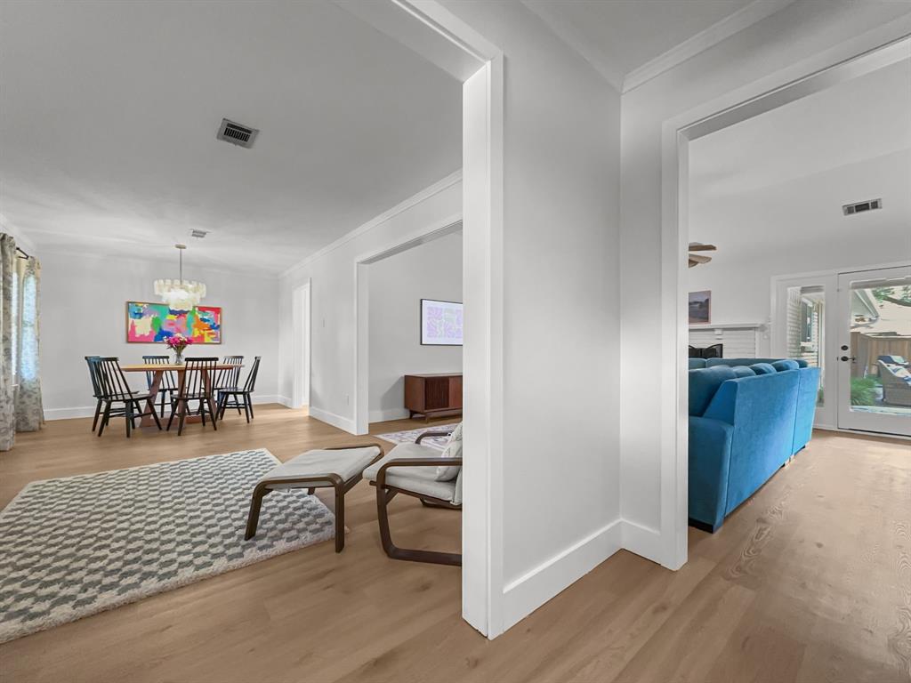 312 Meadowlark Drive