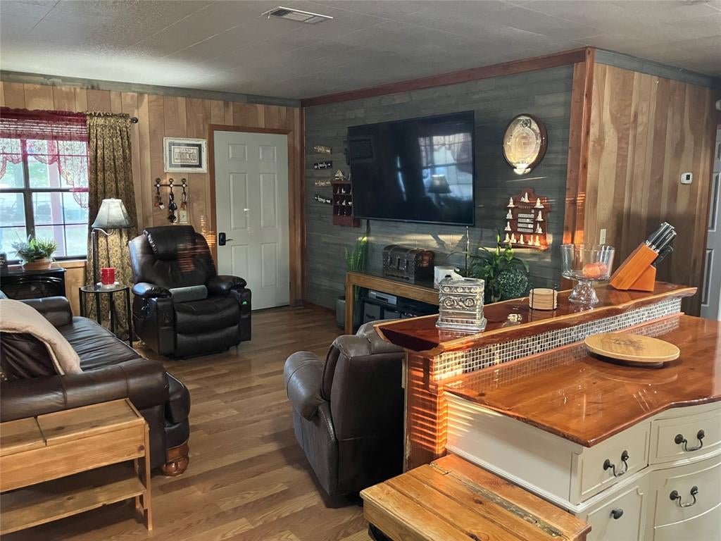 2454 Rs County Road 1402