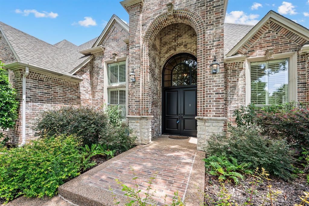 1111 Calais Drive