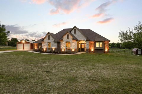 Photo of 2628 County Road 2510, Quinlan, TX 75474 (MLS # 21236561)