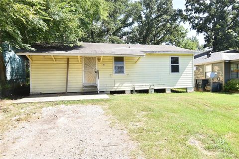 3054 Gordonia Shreveport LA 71107