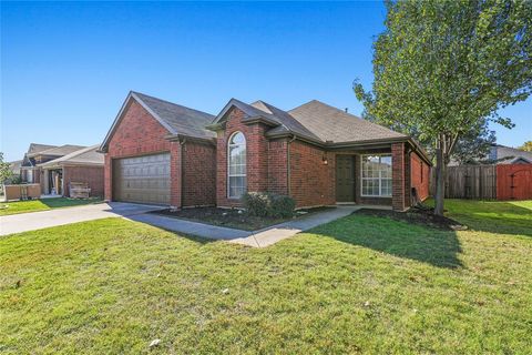 A home in Lake Dallas