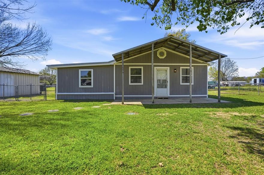 Looking for space, charm, and a little slice of Texas freedom? This 2-bedroom, 1-bath home on a full half-acre in Burleson delivers just that!

Tucked away on a quiet cul-de-sac, this property offers the kind of room you just can’t find every day — whether you’re dreaming of a big backyard, a garden, space for pets, or future upgrades, the possibilities here are wide open.

Inside, you’ll find a cozy layout filled with natural light and comfortable living spaces, making it perfect for first-time buyers, downsizers, or anyone ready to trade in the hustle for a little breathing room.

Step outside and imagine the potential — outdoor entertaining, adding a shop, or simply enjoying peaceful Texas evenings under the open sky ?

All of this while still being just minutes from shopping, dining, and everyday conveniences in Burleson.

Opportunities like this don’t come around often — come see the potential and make it your own!