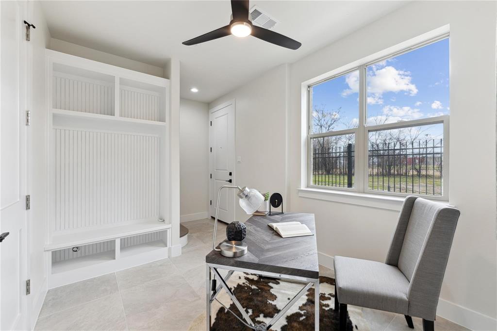 Exposition Park - Residential Lease