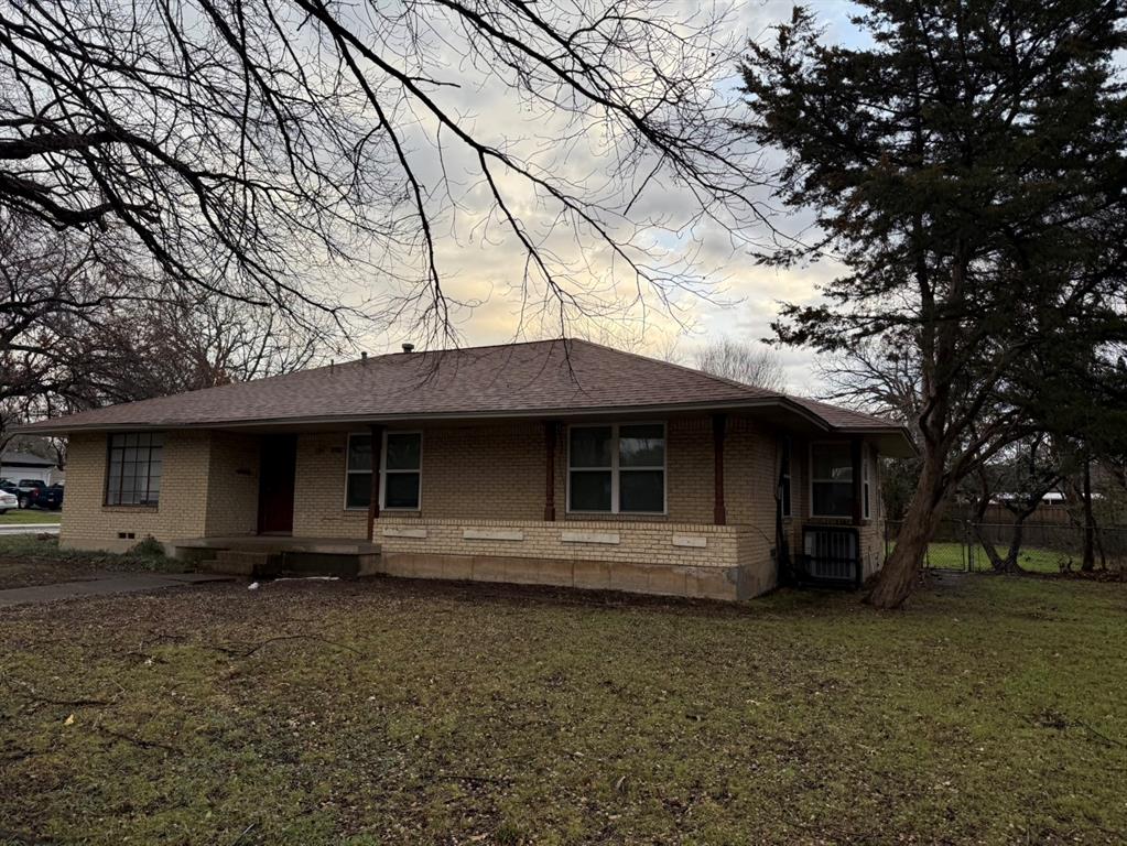 CEDAR CREST VILLAGE - Residential