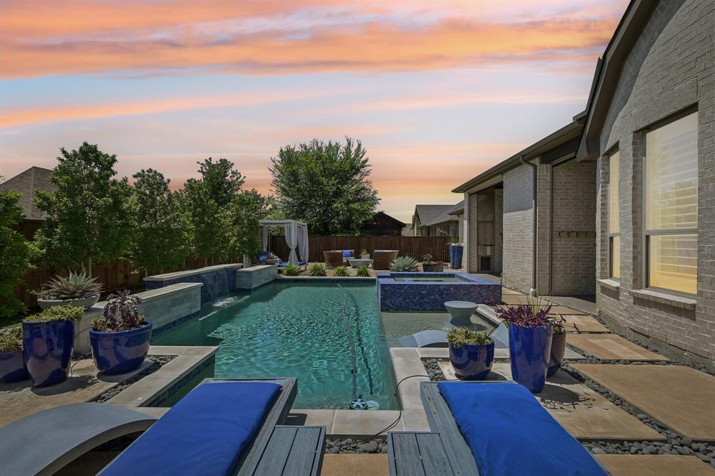 1701 Dartmouth Circle