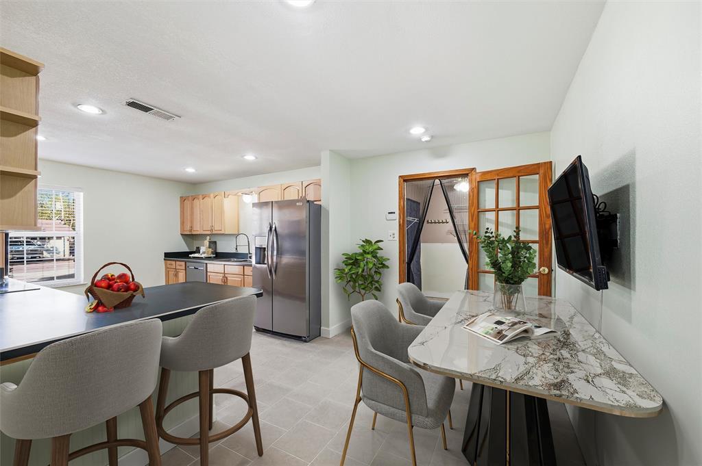 6201 Brookside Drive