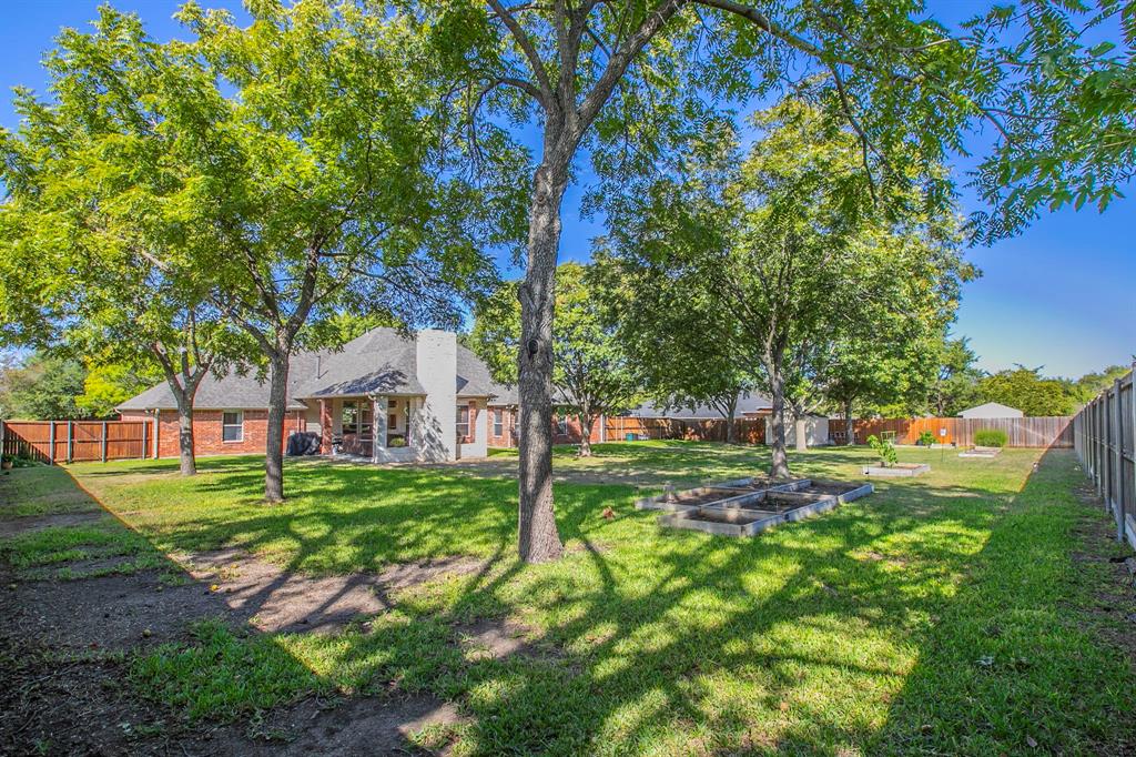 120 Crestbrook Court