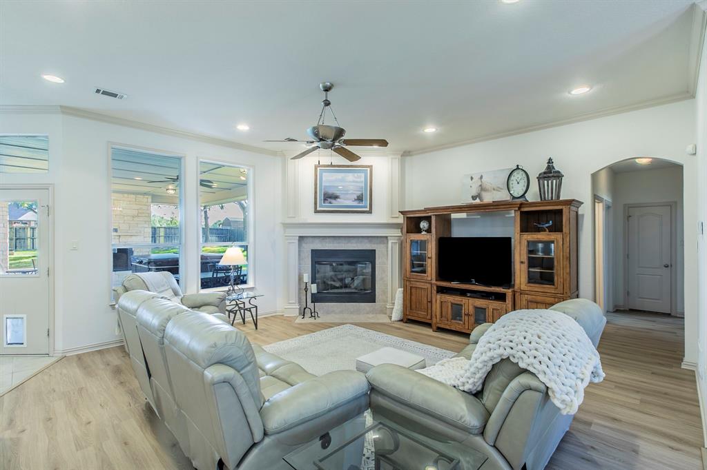 120 Crestbrook Court