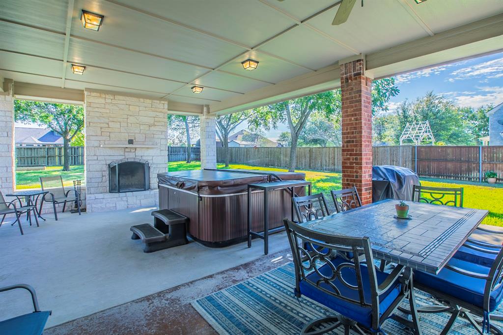 120 Crestbrook Court