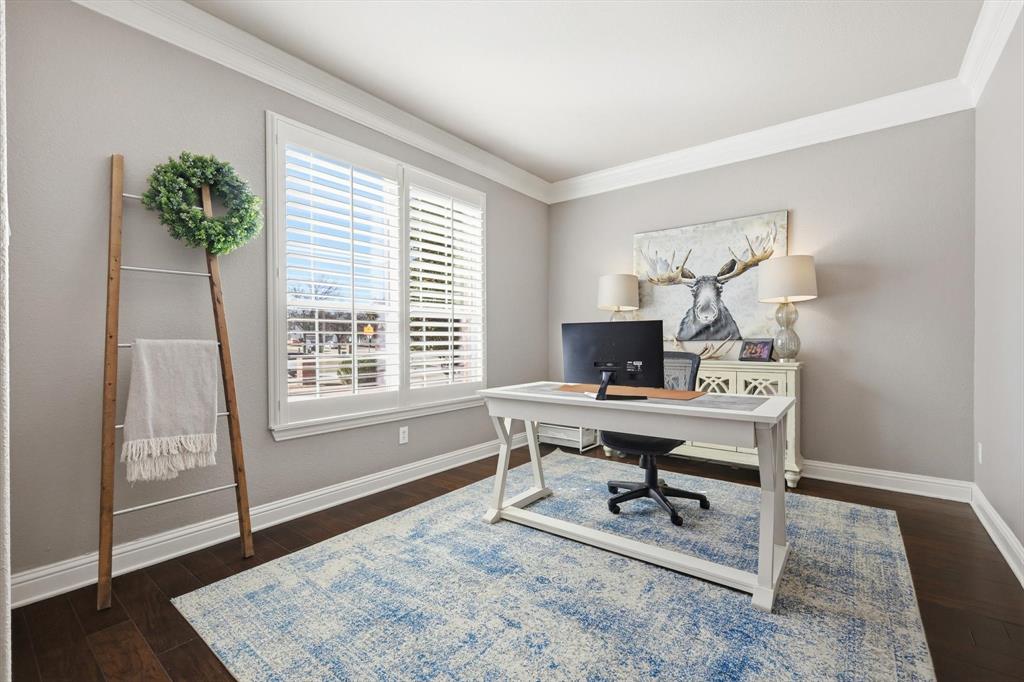 1001 Bridgeport Lane