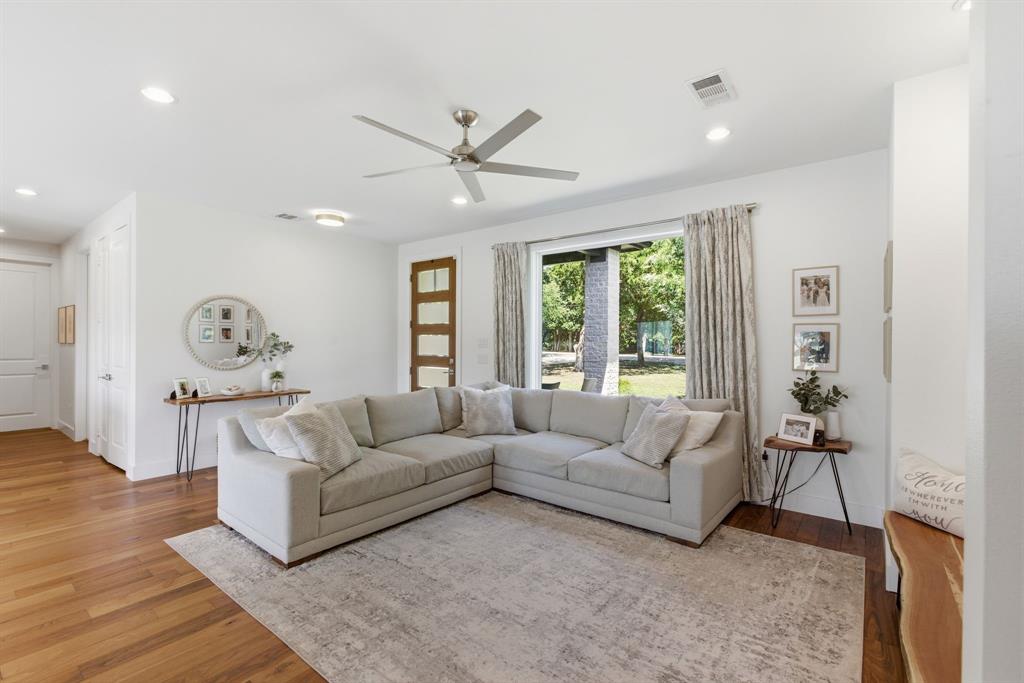 1413 Lariat Circle