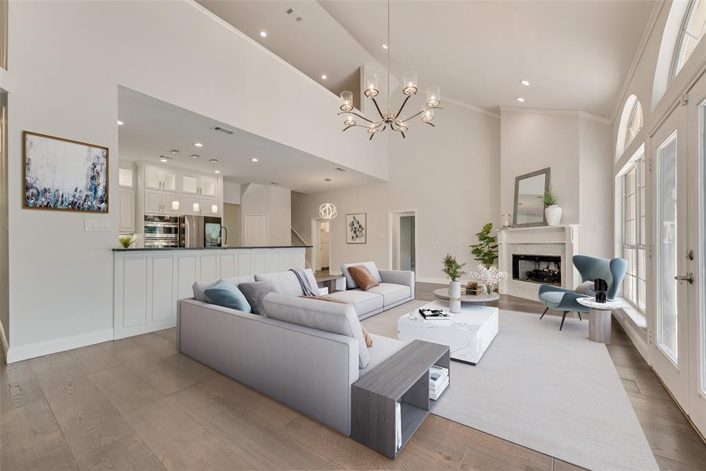 711 Saratoga Drive
