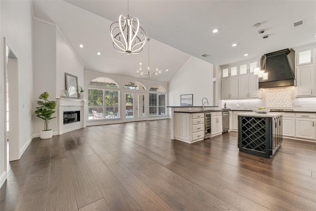 711 Saratoga Drive