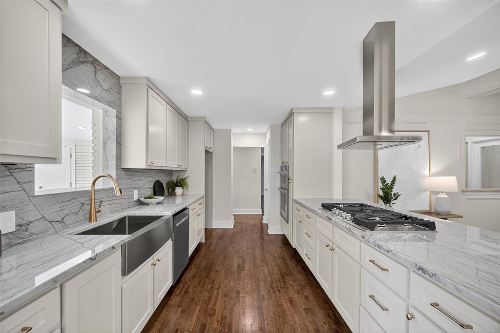 CARIBBEAN ESTATES - Residential