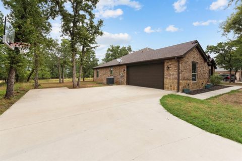 A home in Lipan