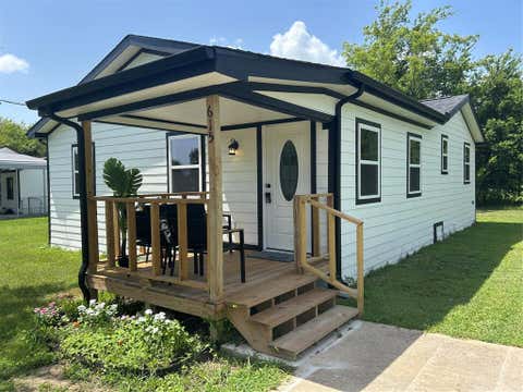 Photo of 615 Smith Circle, Point, TX 75472 (MLS # 21286461)