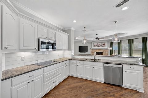 Tiny photo for 3250 Katy Kourt E, Midlothian, TX 76065 (MLS # 21193704)
