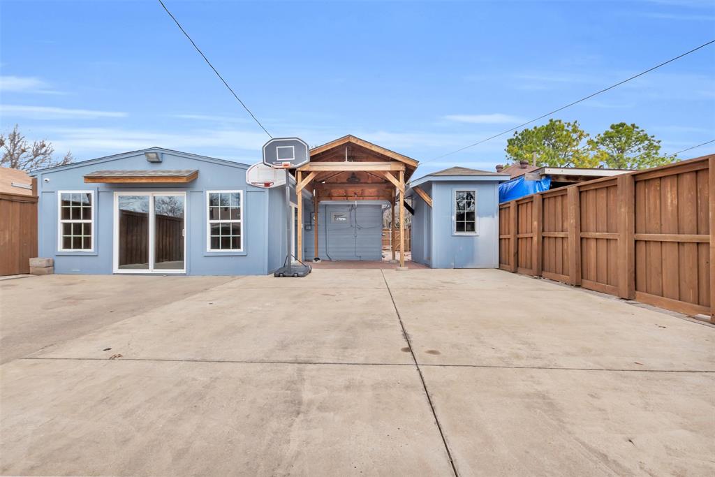 1308 Abbott Drive
