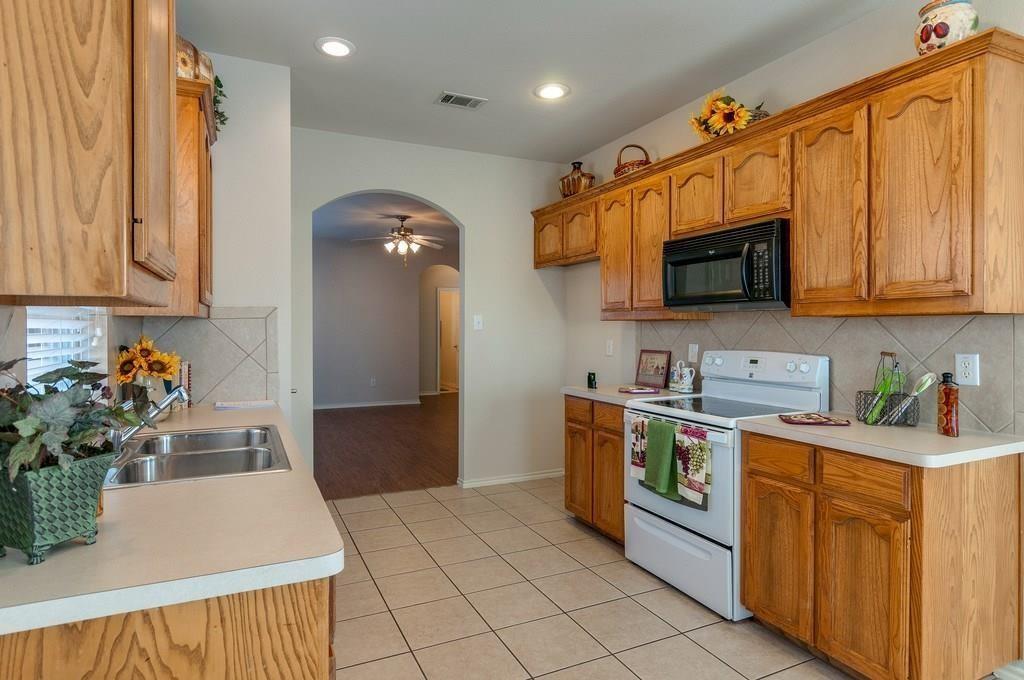 Alexandra Meadows - Residential Lease