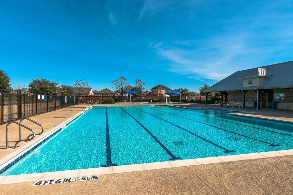 Alexandra Meadows - Residential Lease