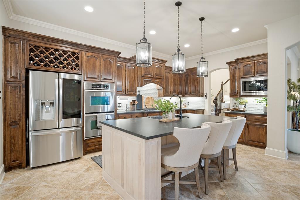 1225 Lambeth Lane