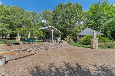 Tiny photo for 862 County Road 3800, Athens, TX 75752 (MLS # 21100129)
