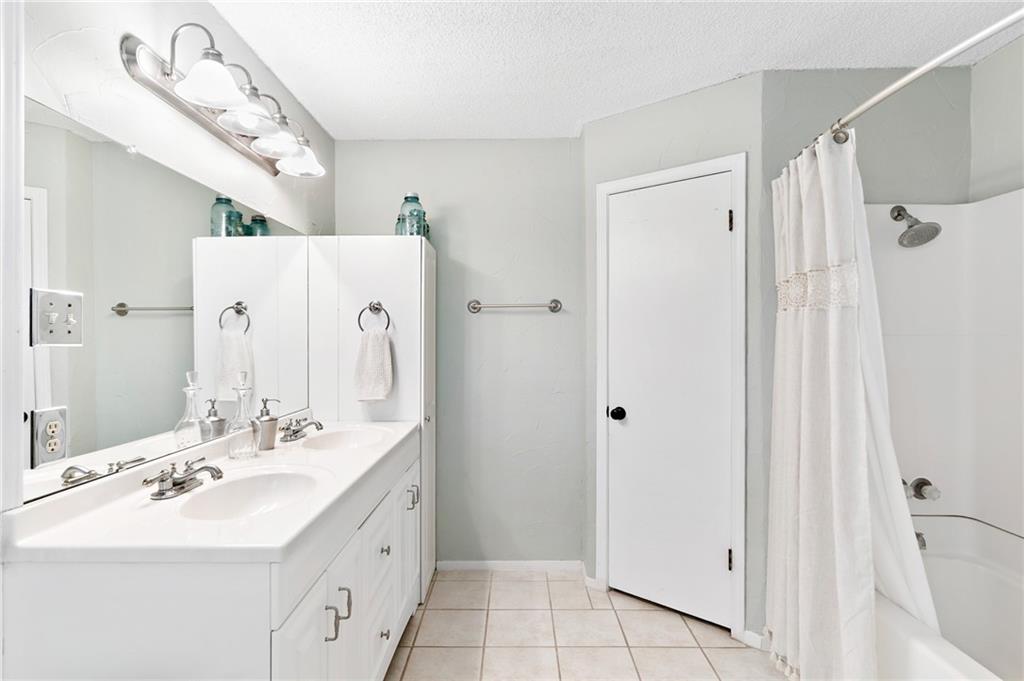 Royalton - Residential