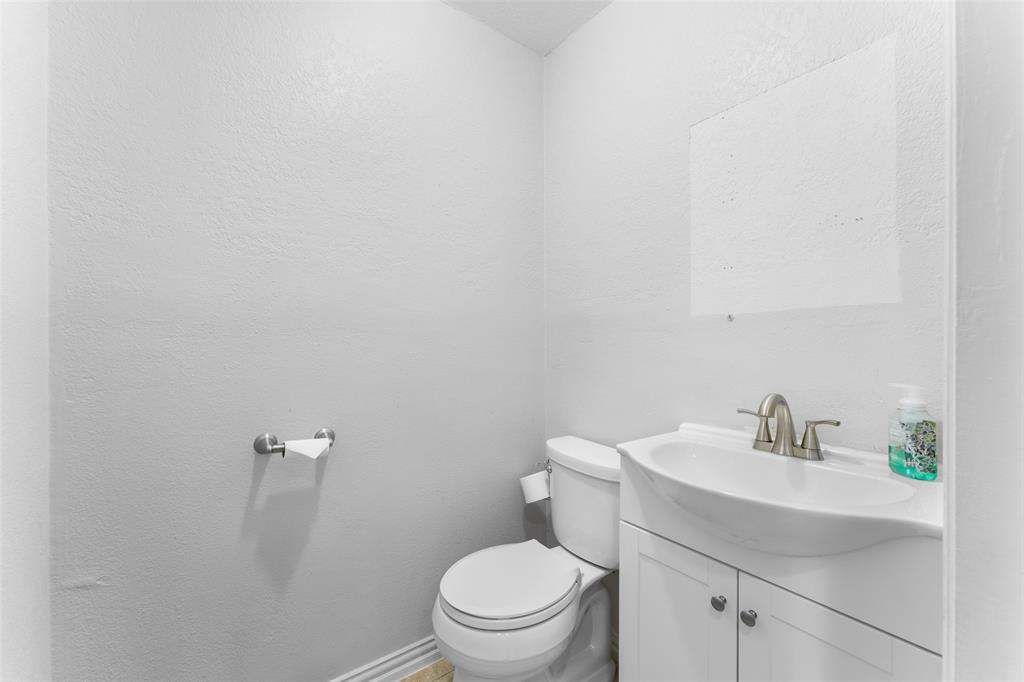 Turner James T Add - Commercial Lease