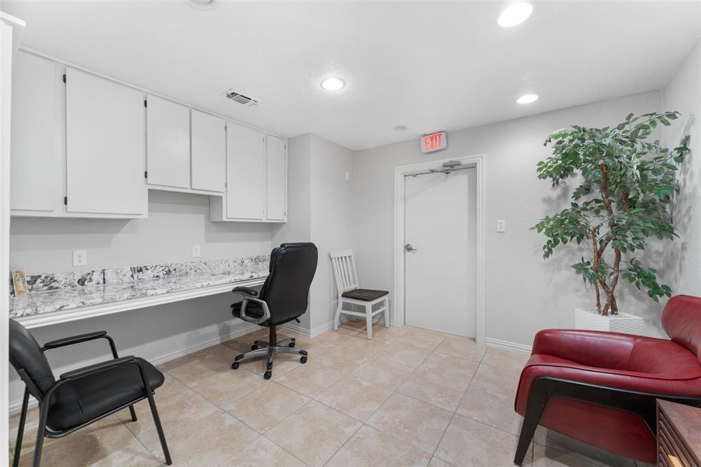 Turner James T Add - Commercial Lease