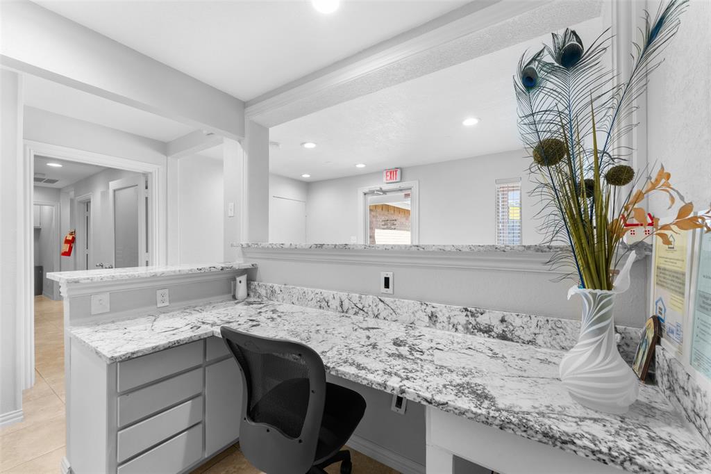 Turner James T Add - Commercial Lease