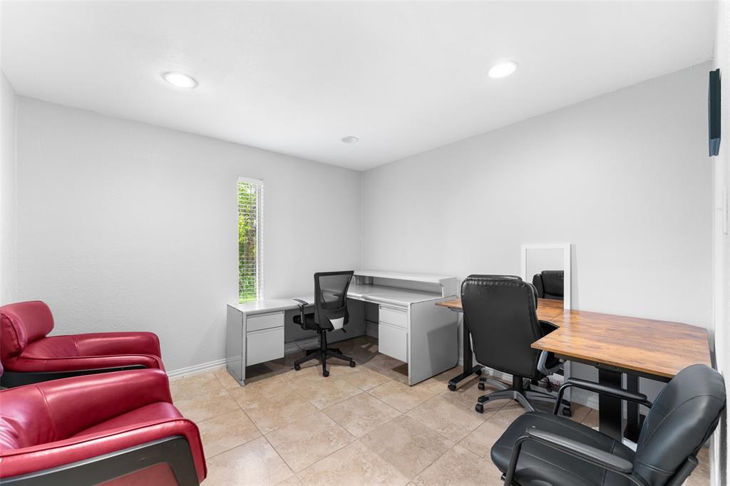 Turner James T Add - Commercial Lease