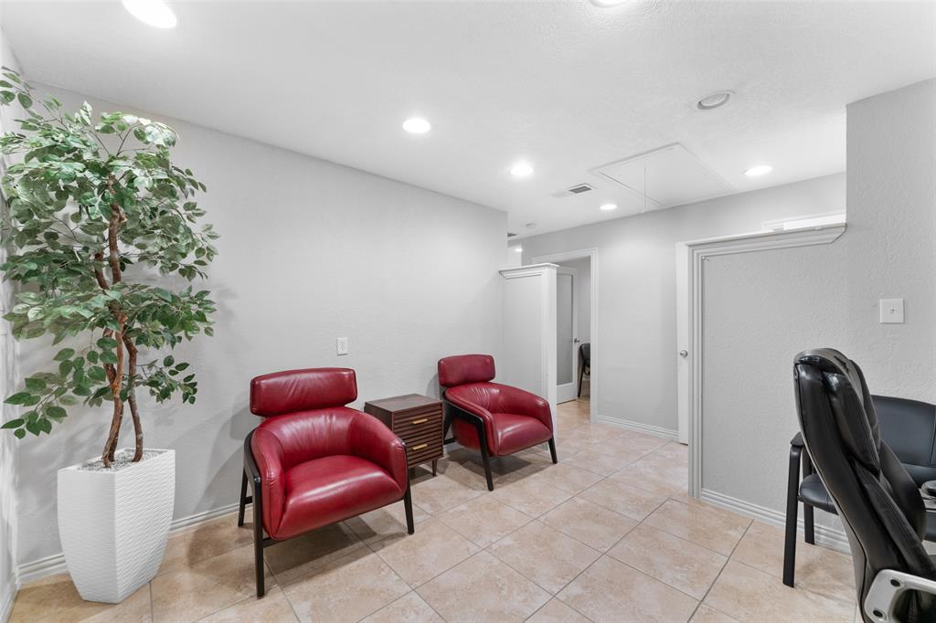 Turner James T Add - Commercial Lease