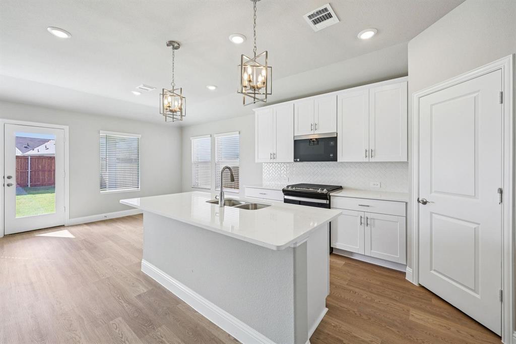 SIMPSON CROSSING - Residential Lease