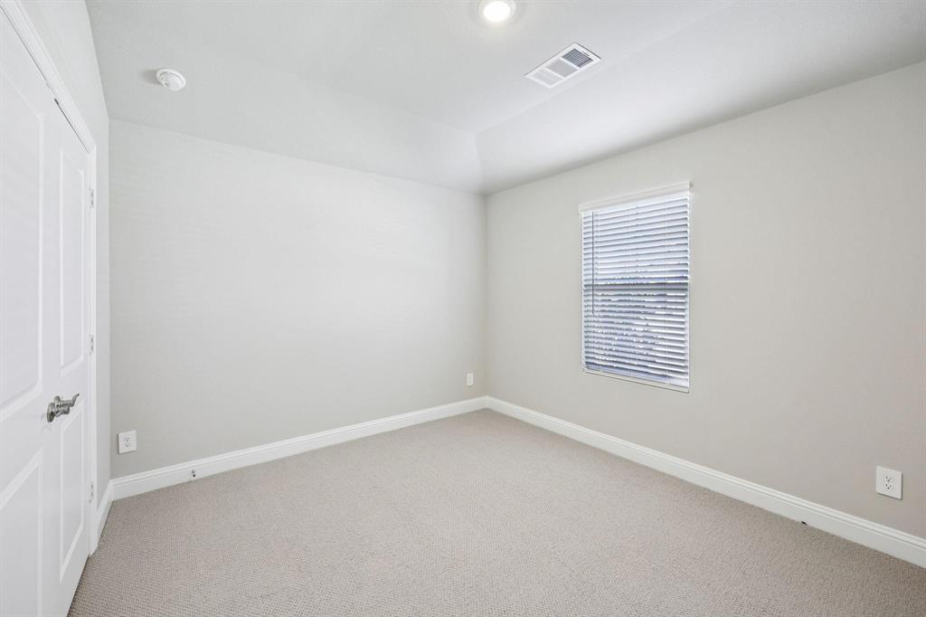 SIMPSON CROSSING - Residential Lease