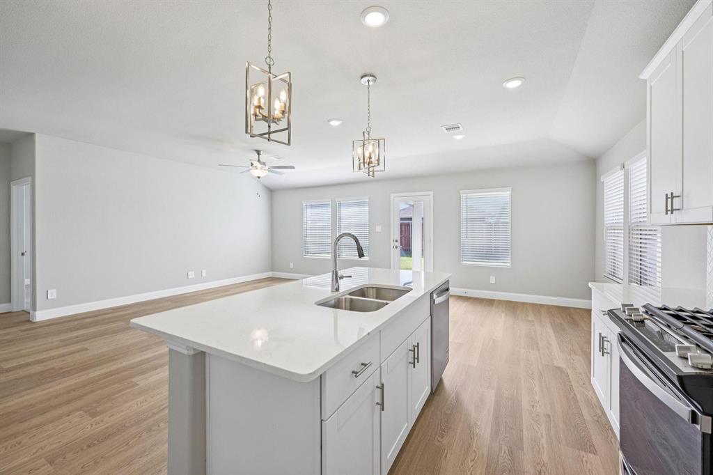 SIMPSON CROSSING - Residential Lease