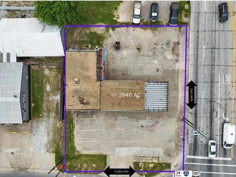 100 S Kaufman Street Ennis TX 75119