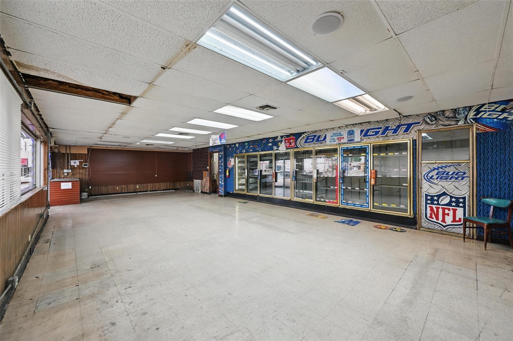 O T Ennis - Commercial Sale