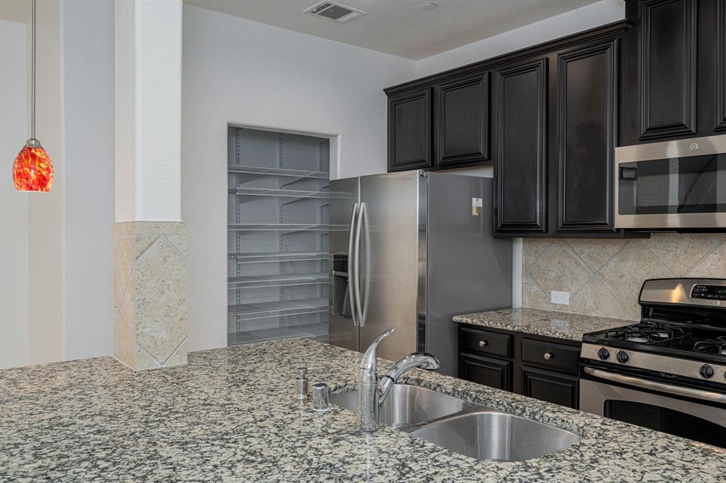 Photo 5 of 36 of 5725 Cojimar Drive townhome