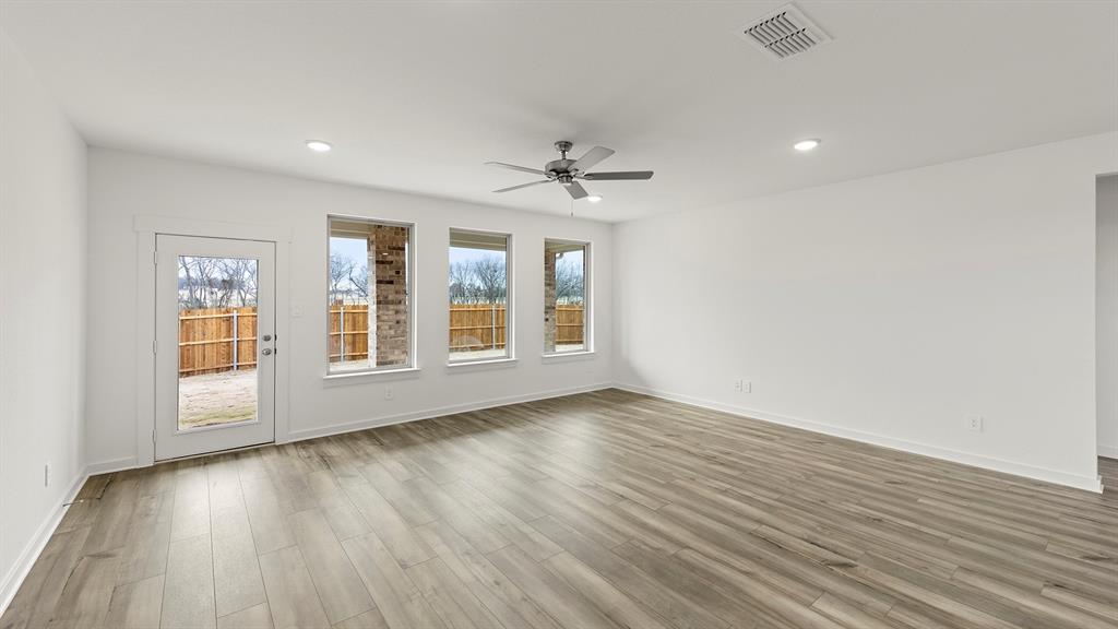 Sheppard's Place - Residential