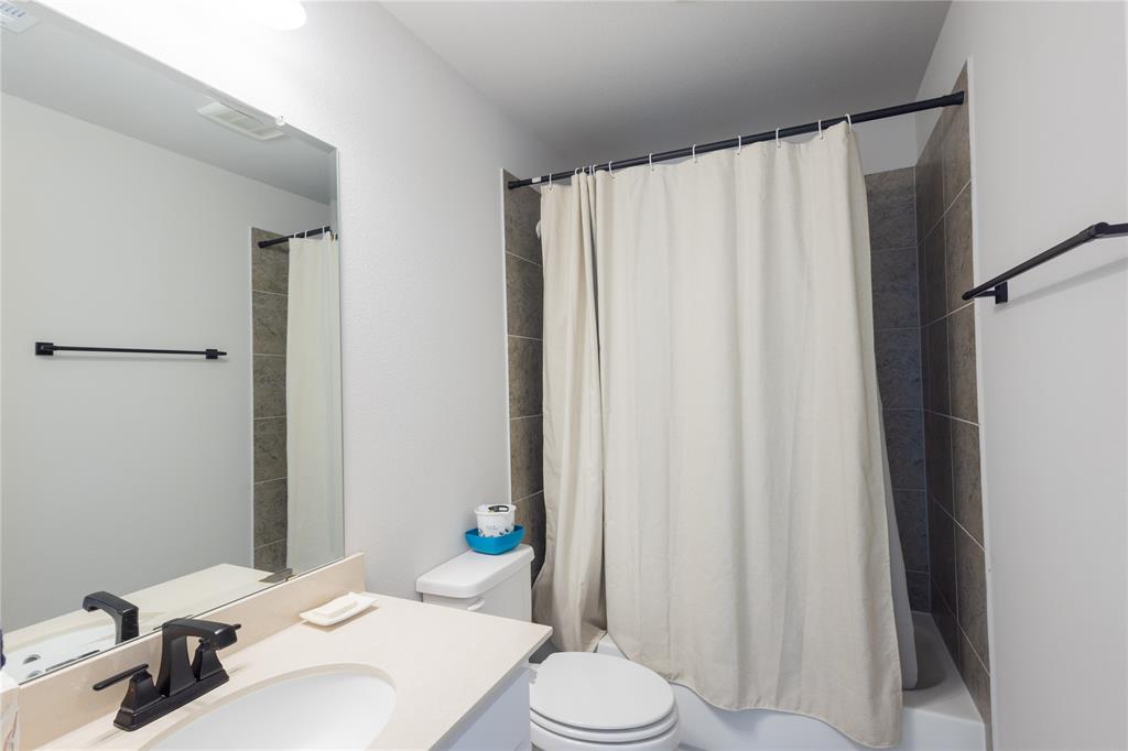 Lake Forest Ph II - Residential