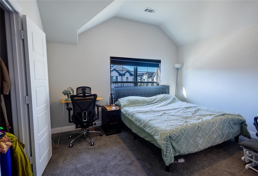 Lake Forest Ph II - Residential