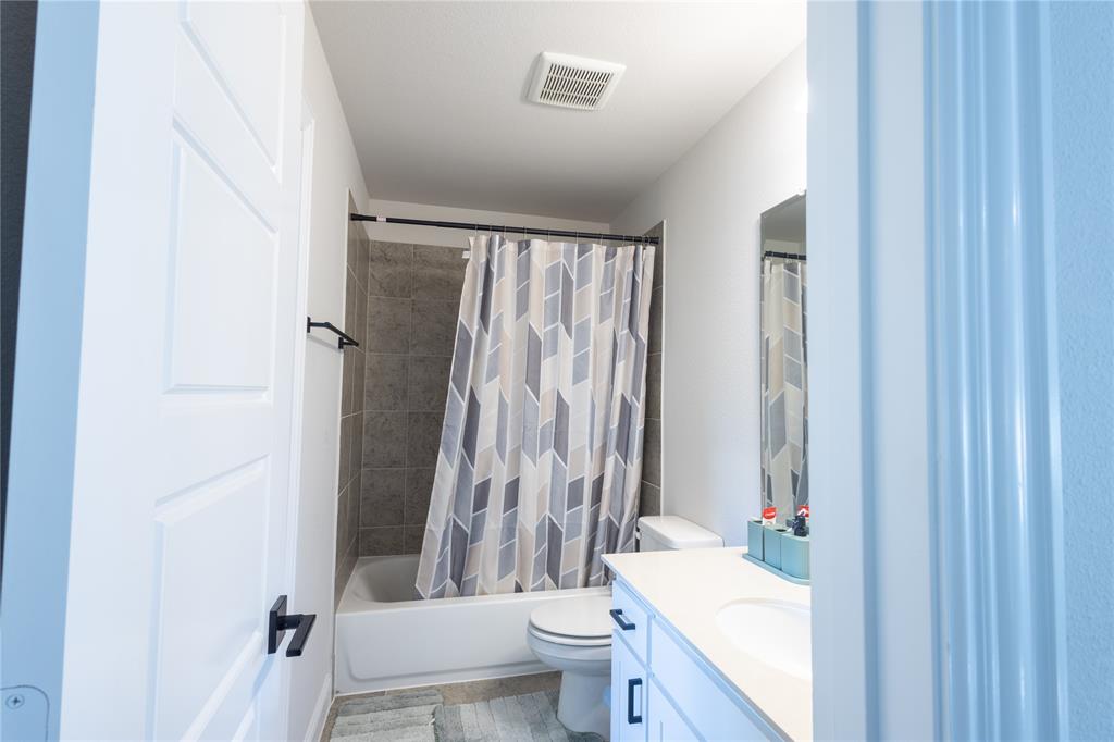 Lake Forest Ph II - Residential