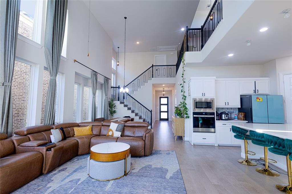 Lake Forest Ph II - Residential