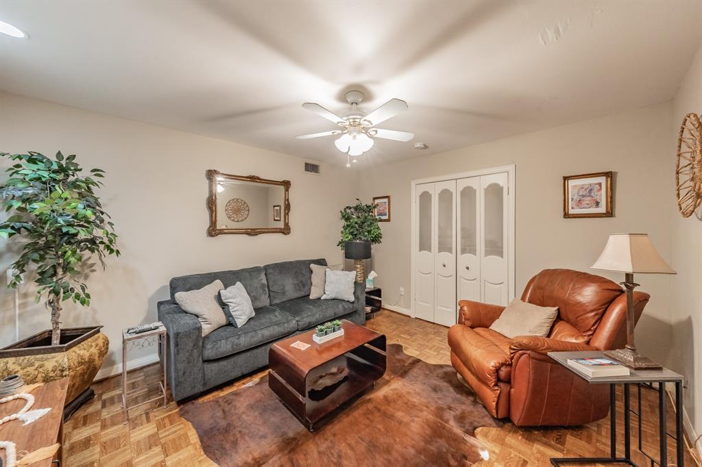 Overton West Add - Residential Lease